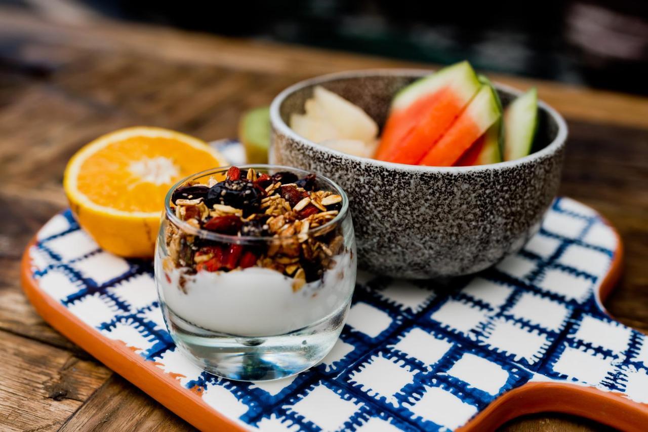 138 Liberdade Hotel Lisboa المظهر الخارجي الصورة Fruit and granola