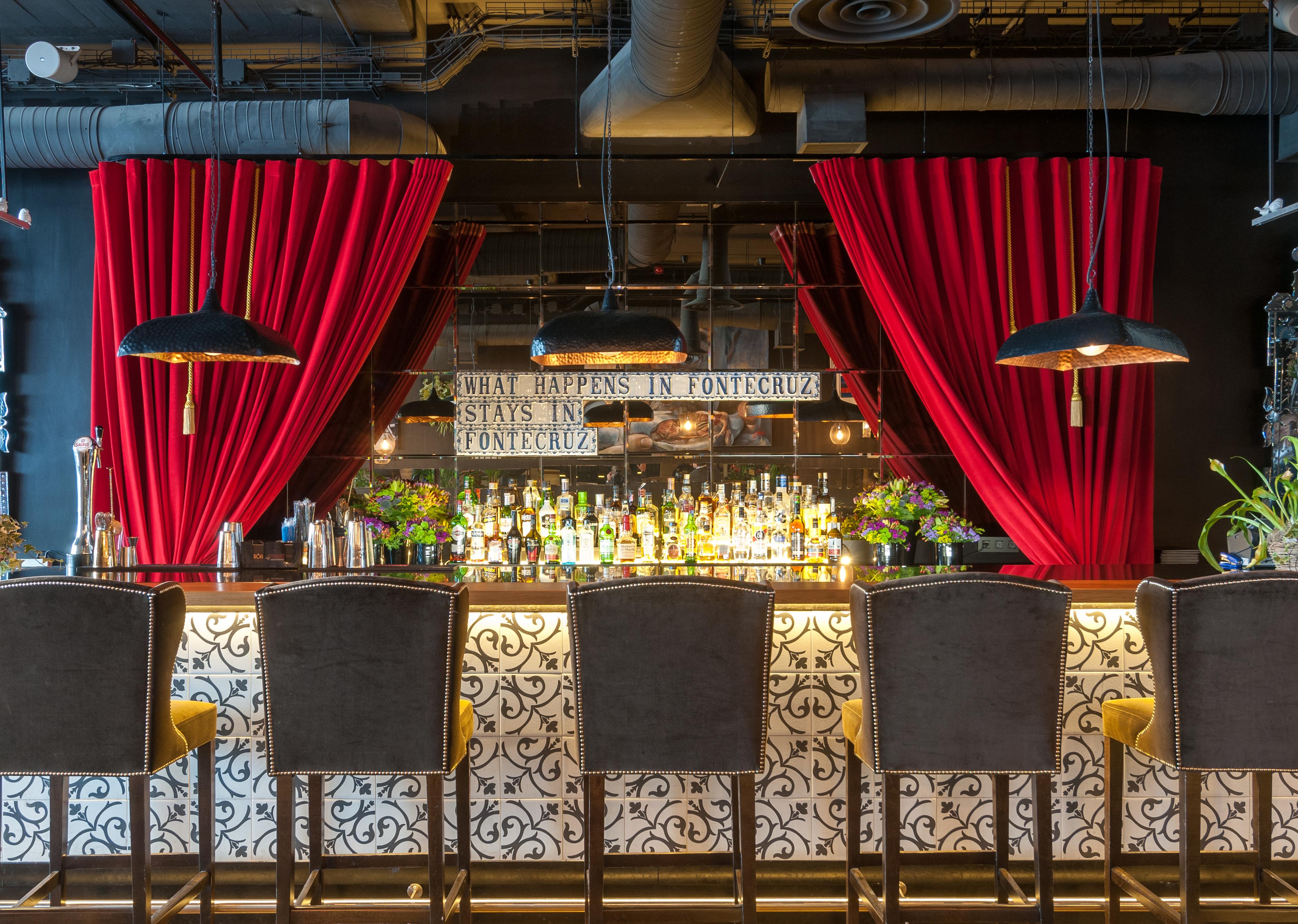 138 Liberdade Hotel Lisboa المظهر الخارجي الصورة The bar at the restaurant