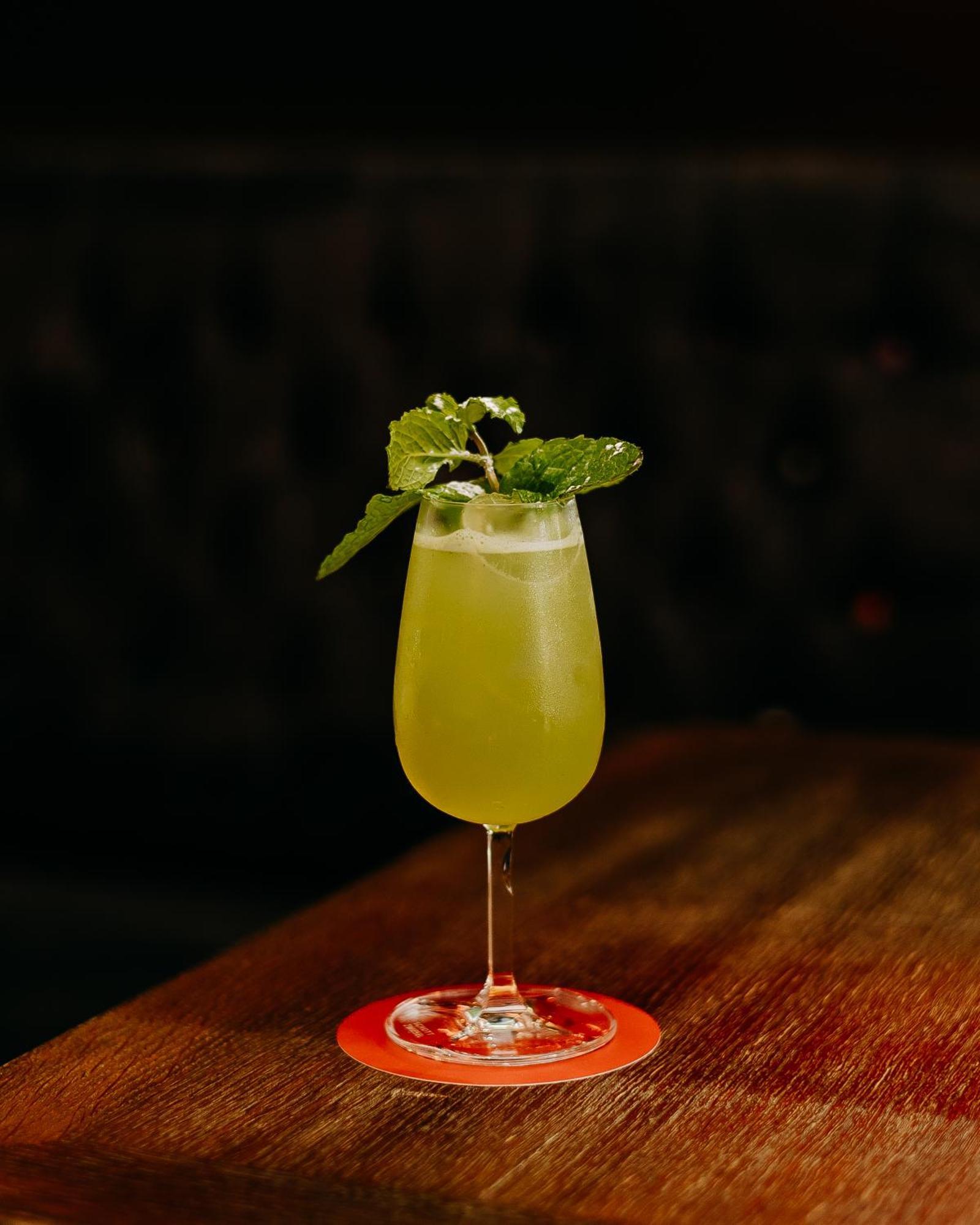 138 Liberdade Hotel Lisboa المظهر الخارجي الصورة A celery cooler